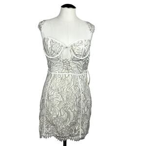 Women's Tobi White Lace Floral Evening Bridal Sheer Mini Bodycon Dress sz Medium